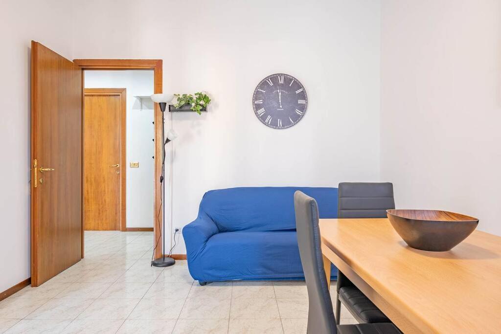 Guest Planet - Intero Bilocale Crescenzago M2 Apartman Milánó Kültér fotó
